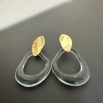 COS 유리 후프 귀걸이