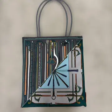 MCMAITO 기하학 패턴 토트백