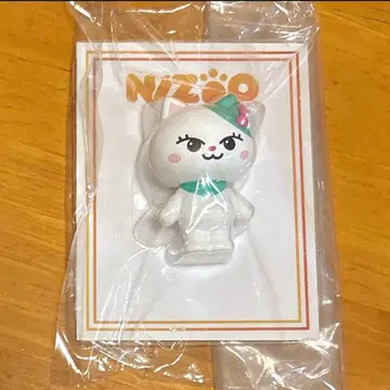 NiziU 마유카 NIZOO 루캬 미니어처 피규어