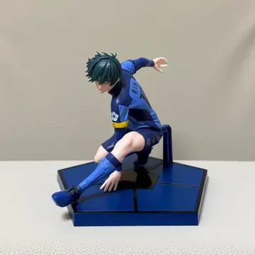 블루 록 이토시 린 피규어 파란 감옥 11인