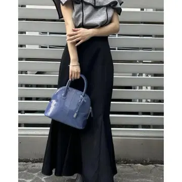 [ 긴자 카네마츠 ] 에나멜 가죽 숄더백 (블루 / 퍼플)