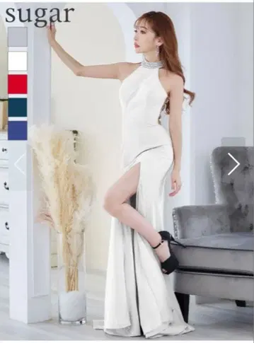 sugar 비쥬 장식 하이넥 롱 드레스