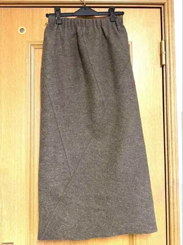 요건 레일 그레이 울 롱 스커트