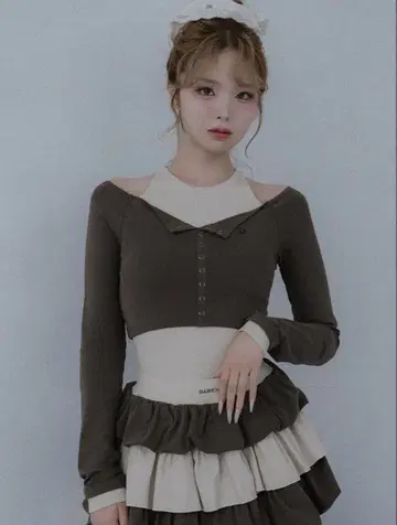 미사용 새상품 Darich 다리치 오프숄더 레이어드 리브 상의