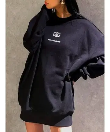 Symmetry GYDA 맨투맨 트레이닝복