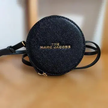마크제이콥스 코인 숄더
