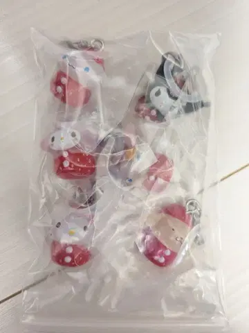 산리오 딸기 메지루시 액세서리 컴프 세트