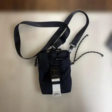 [미사용] APC 크로스 바디백 숄더백 네이비