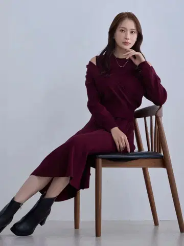 overE 앙상블 패널 니트 원피스: 보르도