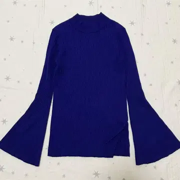 UN3D. 리브 니트 터틀 플레어 슬리브 블루 프리 사이즈