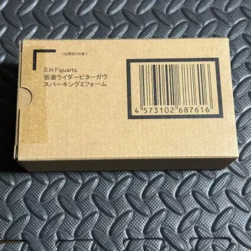 [ 운송 상자 미개봉 ] 피규아트 가면라이더 비터가브 스파킹미폼