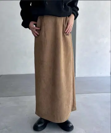 [ Good Riddance ] I라인 페이크 스웨이드 스커트