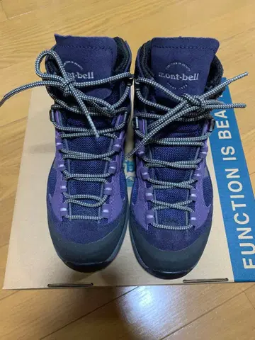 [ 새상품 ] mont-bell 등산화 여성용 트레킹 슈즈 23.5cm