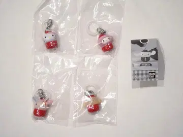 산리오 캐릭터즈 딸기 메지루시 액세서리 가챠가챠 4종