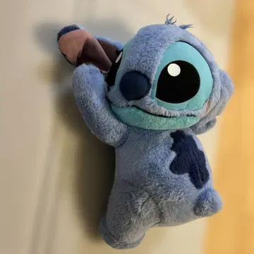 스티치 봉제 인형