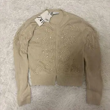 [택 포함 새상품] ZARA 비즈 가디건