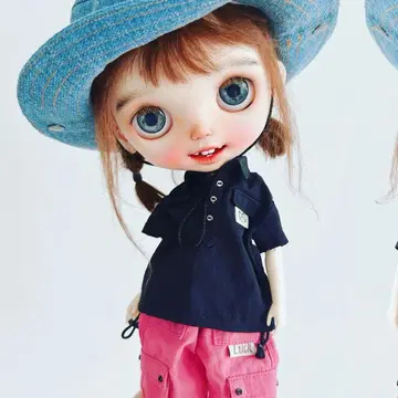 브라이스 아이시 인형 블랙 셔츠