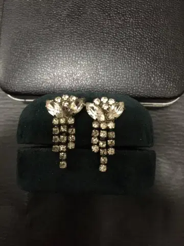 아슈페 프랑스 벼룩시장 앤티크 다이아몬드 귀찌 에이징 분위기