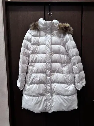 유니클로 다운 코트 A라인