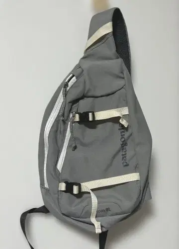 Patagonia y2k archive 슬링백