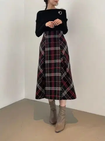 로빙 체크 스커트