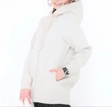 앤드러브 화려한 펄 비쥬 후드티 튜닉 에크루 L 미사용 새상품