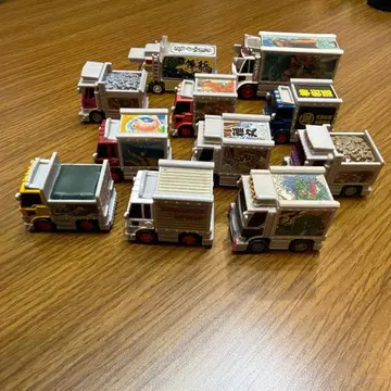 데코토라 미니카