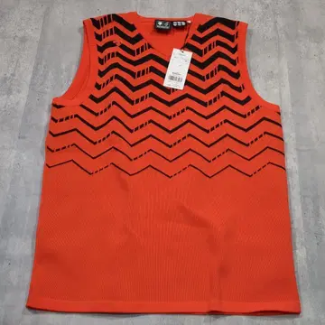 [ 미사용 택 포함 ] 데상트 오렌지 지그재그 무늬 슬리브리스 베스트 L