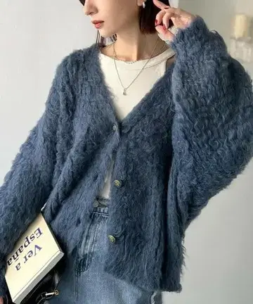 새상품 택 포함 classicalelf 로얄 기모 V넥 가디건