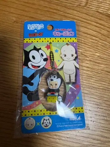 로즈 오닐 큐피 큐션 필릭스