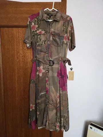 데시구알 반팔 원피스!