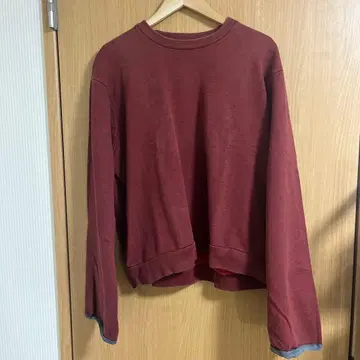 버건디 크루넥 트레이닝복