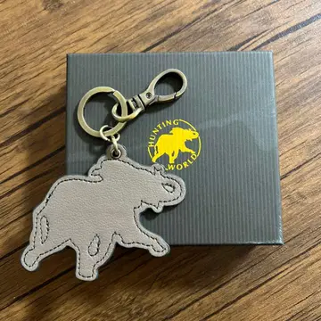 헌팅 월드 키링