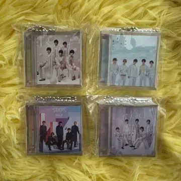 M!LK 미니 재킷 키링