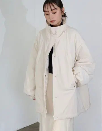 택 포함 새상품 앤도미 스탠드 카라 다운 자켓 몬스터 코트 S