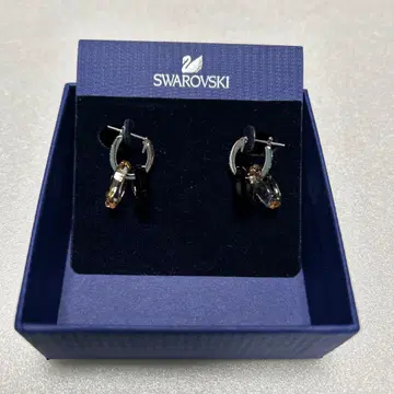 스와로브스키 귀걸이 미사용 새상품
