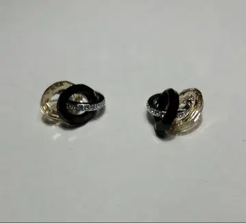 스와로브스키 귀걸이 미사용 새상품