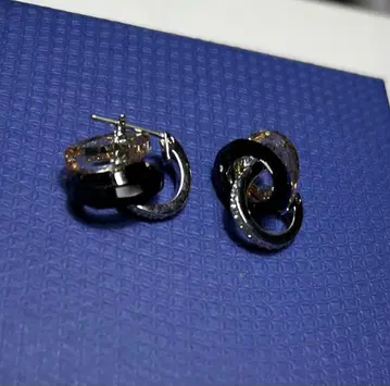 스와로브스키 귀걸이 미사용 새상품