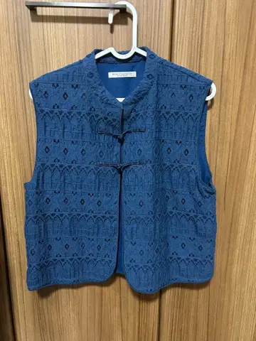 뷰티 앤 유스 유나이티드 애로우즈 베스트