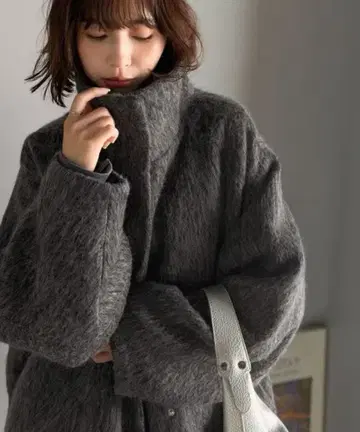 MIX 샤기 히요쿠 스탠드넥 미들 기장 코쿤 슬리브 코트