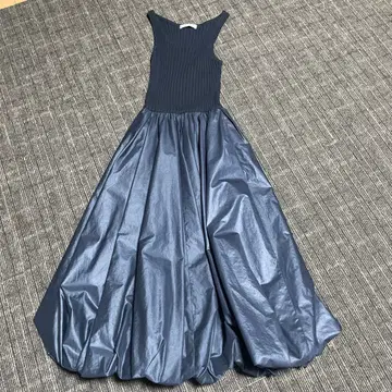 AEWEN MATOPH 슬리브리스 롱 원피스