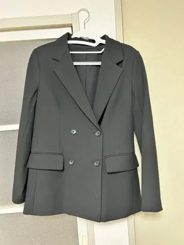 GU 더블 브레스트 비즈니스 자켓 블랙