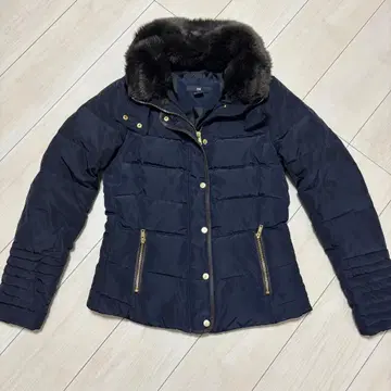 H&M 에이치앤엠 다운 후드 부착 목 퍼 네이비 S 사이즈