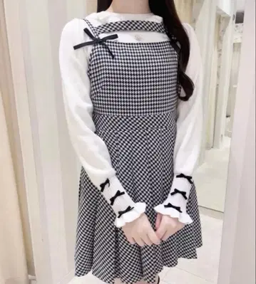 evelyn 체크 플리츠 OP