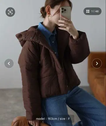 TRIANGLE PALETTE 충전솜 숏 후드 블루종 브라운