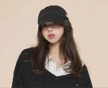 andmary Mary 로고 캡 블랙