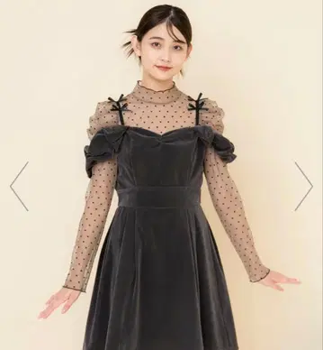 다크 그레이 벨벳 A라인 원피스