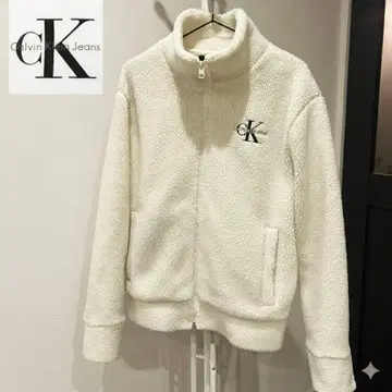 [ 인기 ] 캘빈클라인 진 자수 로고 보아 자켓 화이트 내포켓 있음