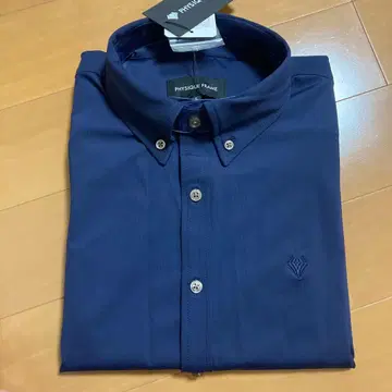 PHYSIQUE FRAME 극상 실루엣 반팔 BD 셔츠