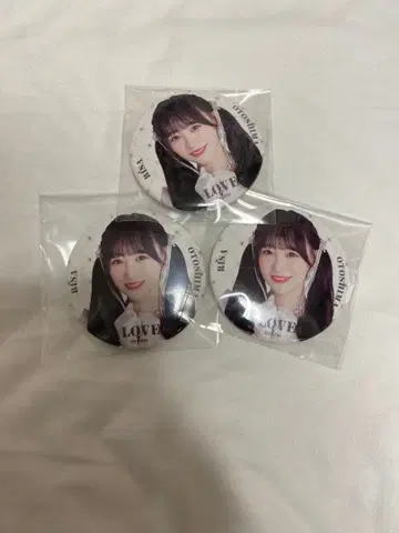 =LOVE 이코러브 오토시마 리사 캔뱃지 보석 의상